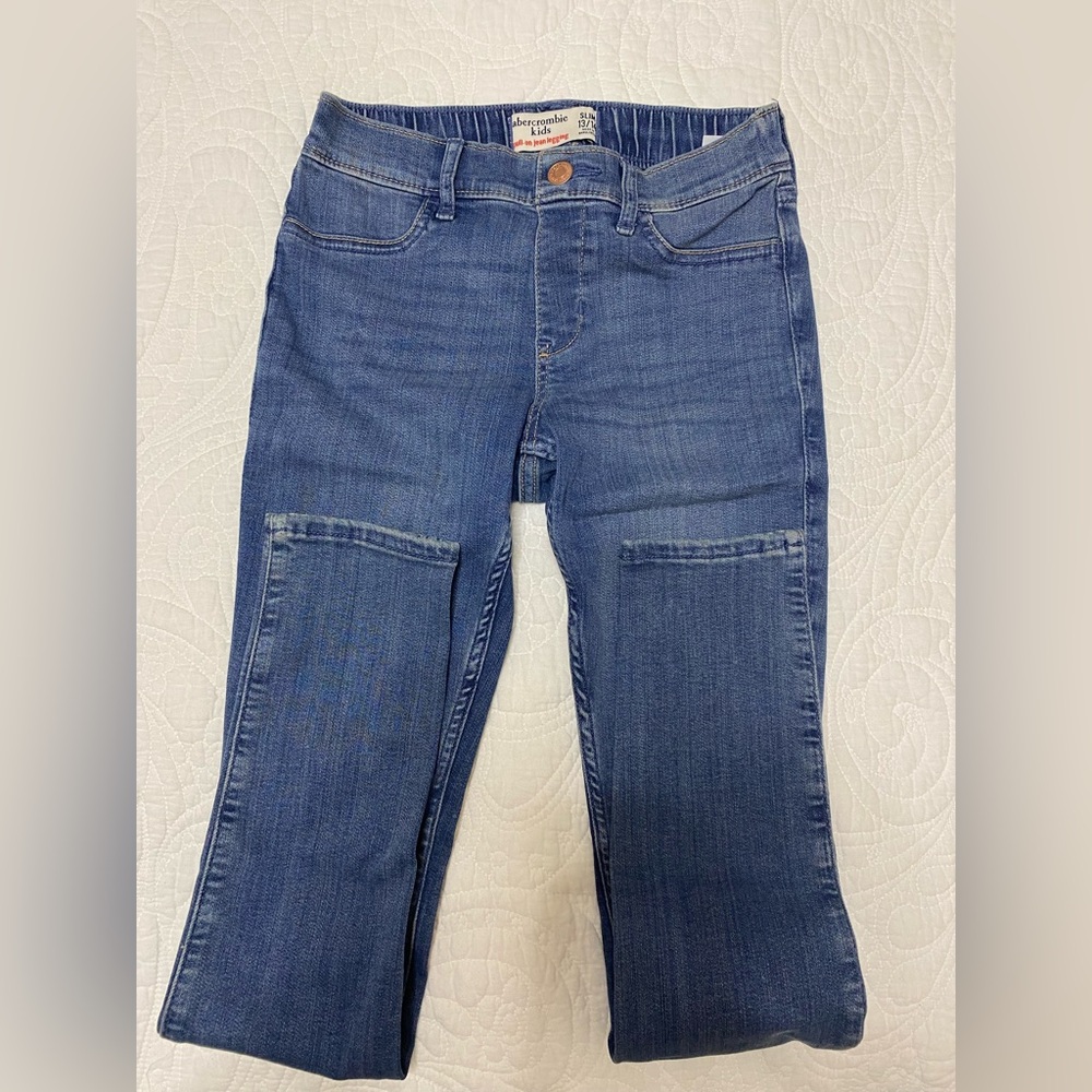 Abercombie Kids Jeans - Picture 1 of 3